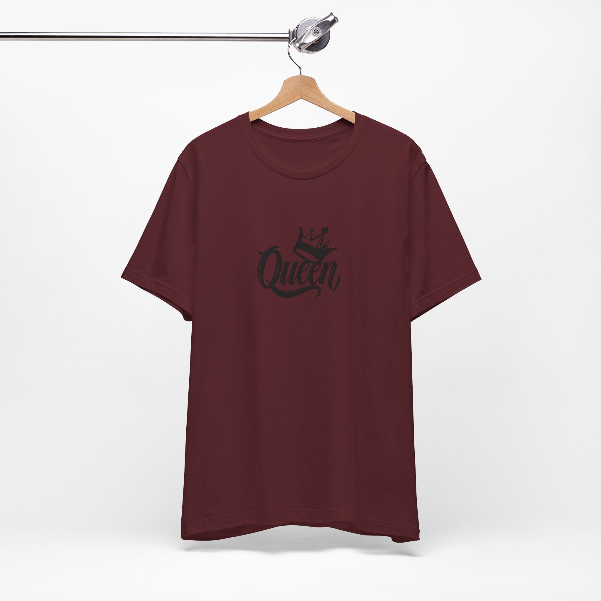 Queen Graphic Tee, Stylish Unisex T-Shirt, Perfect Gift for Her, Casual Wear, Birthday Present, Queen Crown Design