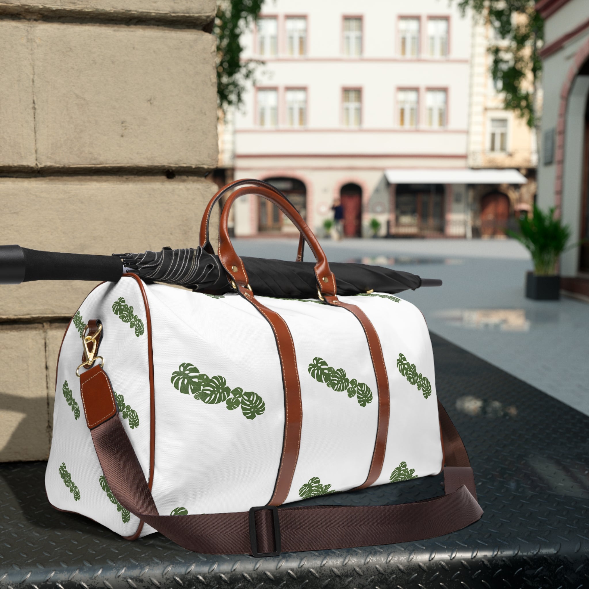 Stylish Waterproof Travel Bag, Weekend Getaway Bag, Gym Bag, Beach Bag, Luggage, Vacation Essential