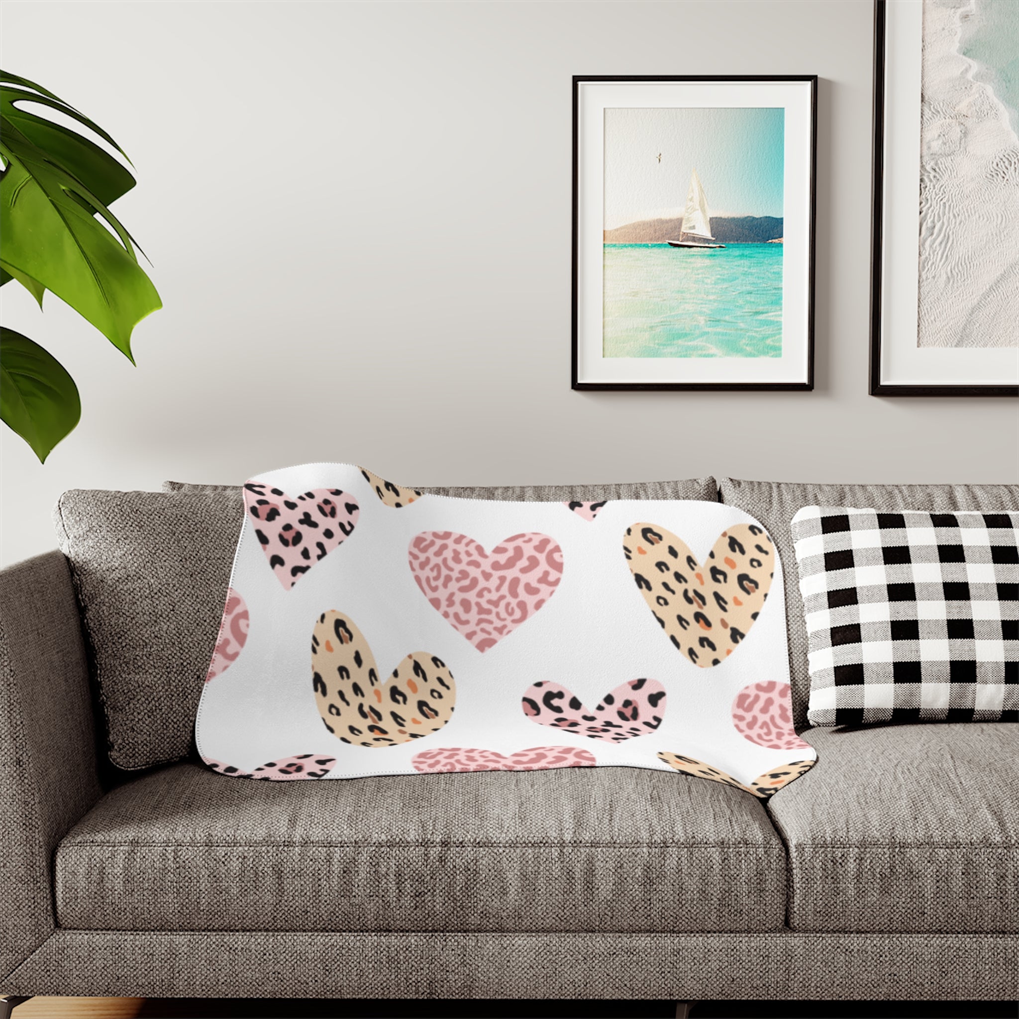 Cozy Sherpa Blanket, Heart Patterns, Warm Throw for Home Decor, Perfect for Gifting, Valentine's Day, Birthday, Cuddle Up, Soft Blanket
