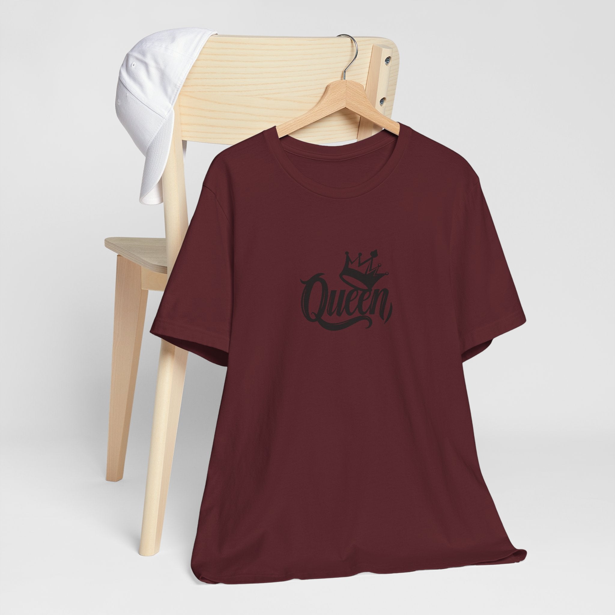 Queen Graphic Tee, Stylish Unisex T-Shirt, Perfect Gift for Her, Casual Wear, Birthday Present, Queen Crown Design