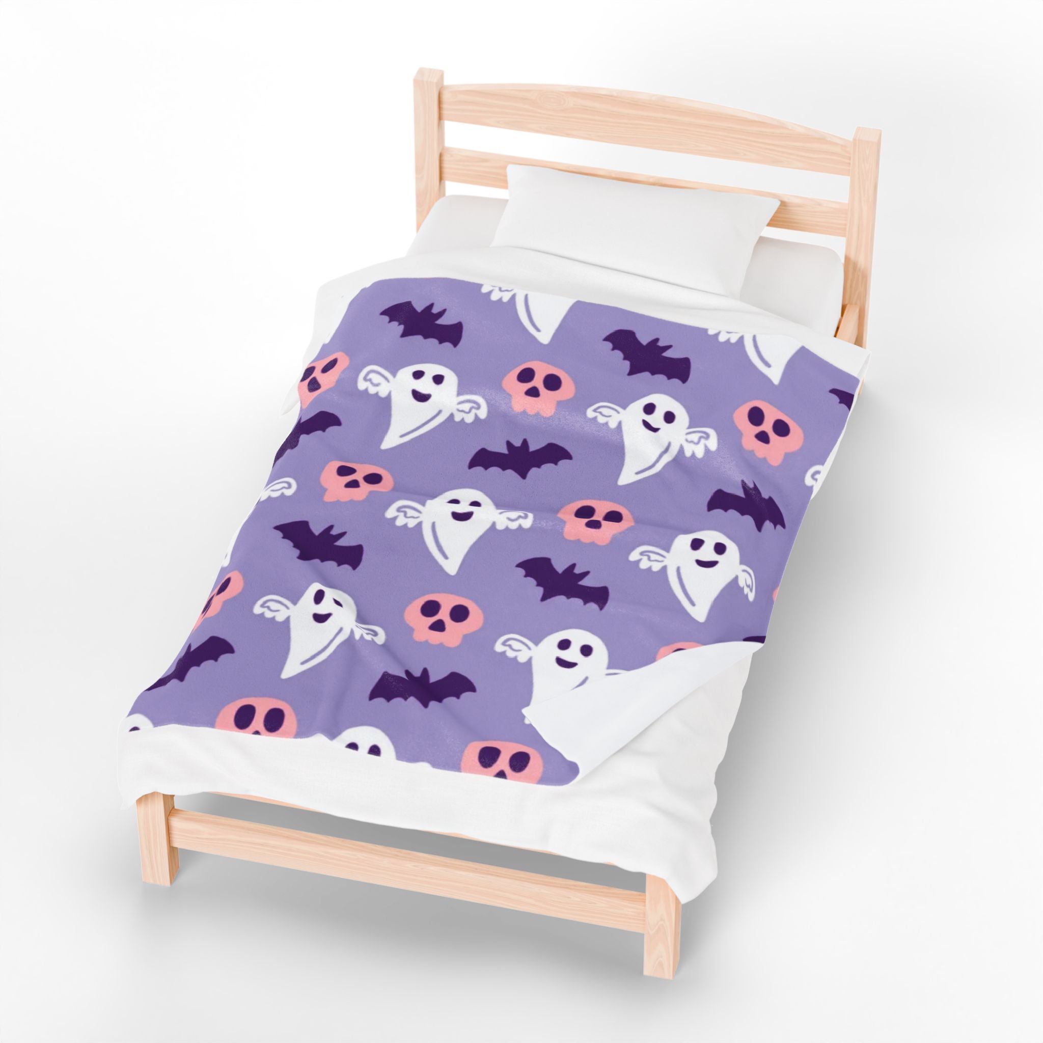 Ghost & Skull Velveteen Plush Blanket | Cozy Halloween Decor, Soft Throw Blanket, Ghostly Gift, Kids Blanket, Spooky Home