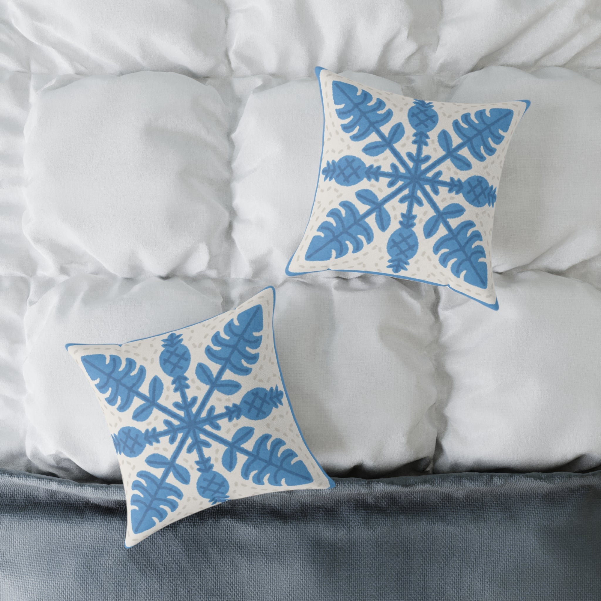 Cozy Pineapple Snowflake Pillow | Decorative Cushion for Winter Decor, Holiday Gifts, Home Accent, Seasonal Throw Pillow
